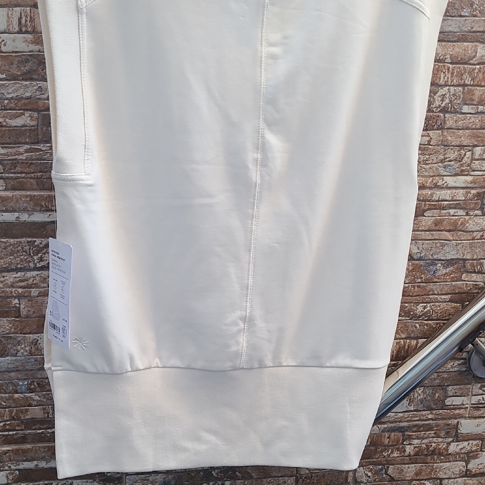 Top Athleta Women's White Muscle Tee - Picture 7 of 9